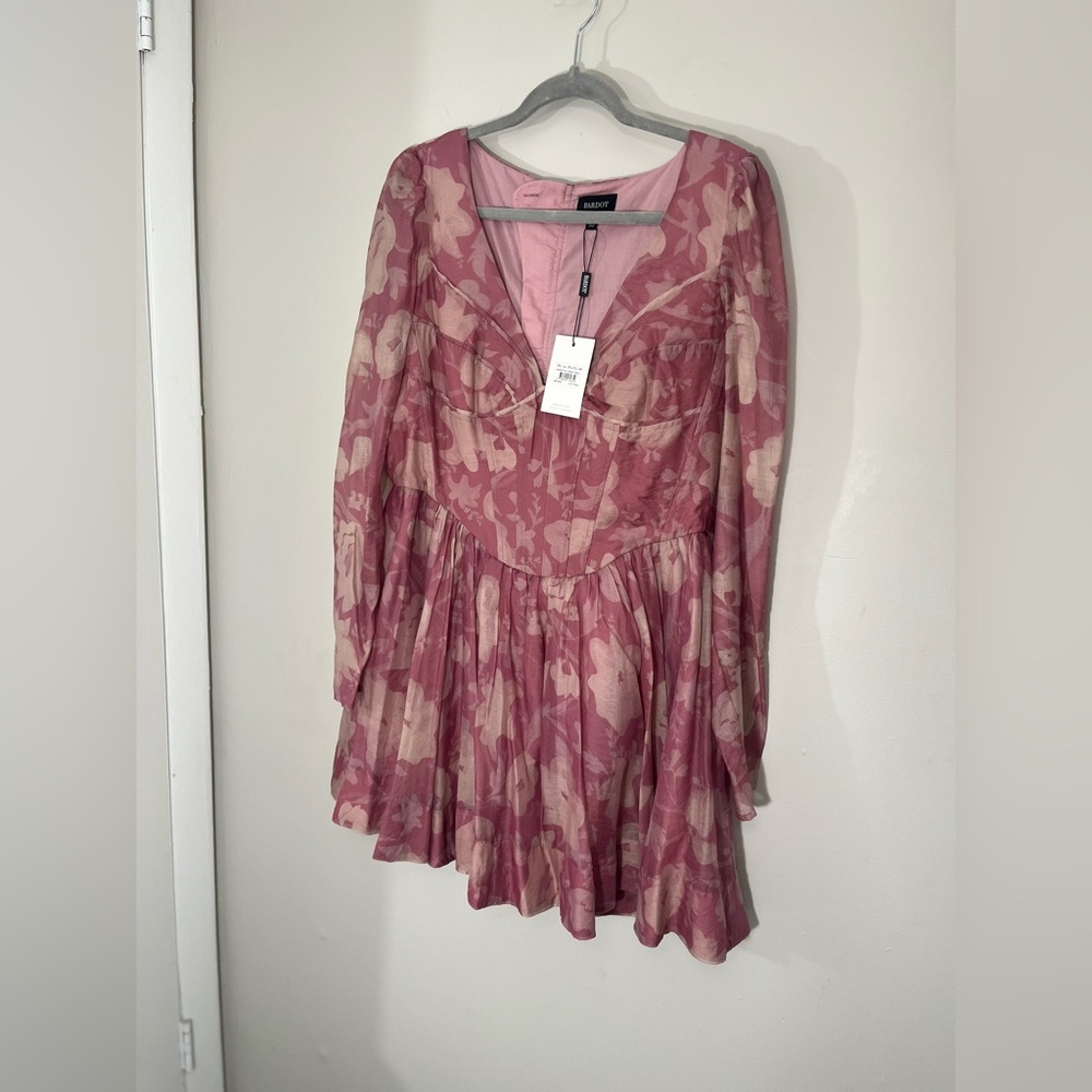 Elegant Pink Floral Dress - Picture 2 of 12